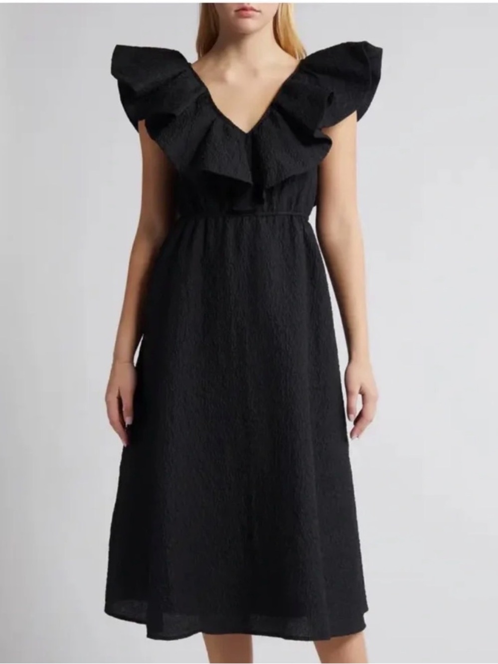 Chelsea28 Black Ruffle V-Neck Midi Dress